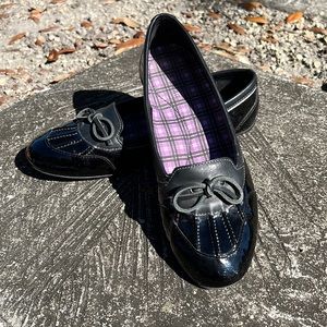 L. L. Bean black patent leather rain loafers Size 6 1/2